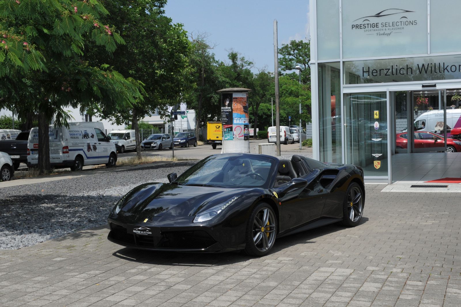 FERRARI